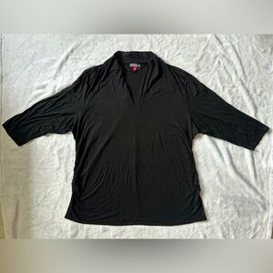 Vince Camuto V-Neck 3/4 Sleeve Top in Black - Size 3X